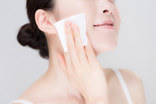 化粧水のコットンパッティングが肌を傷める原因に 一番優しいスキンケアとは フェイスマスク オルフェス Alface